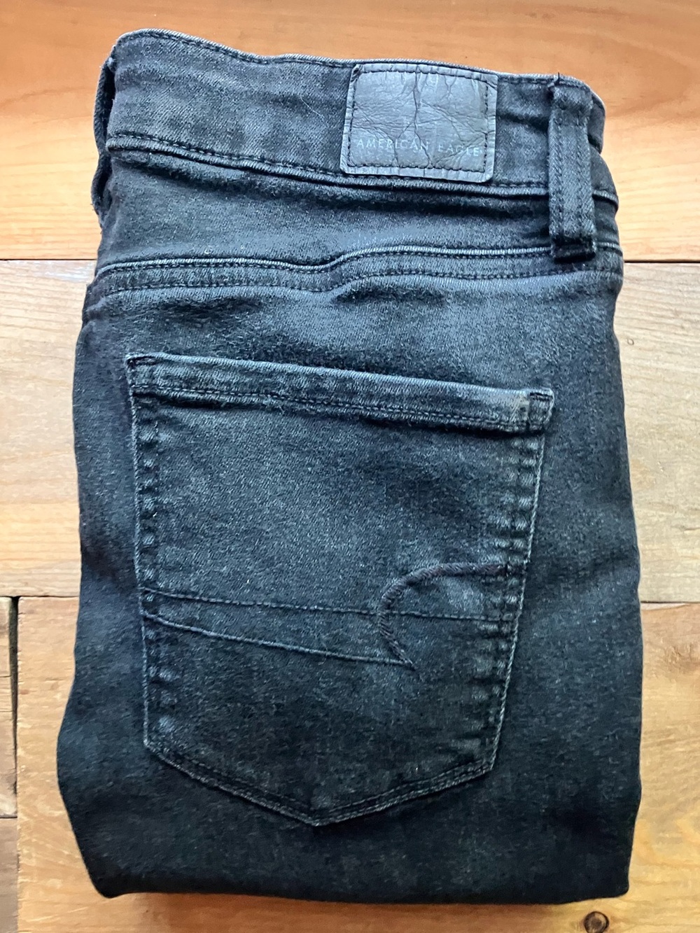 American Eagle Stretch Skinny Distressed Gray Denim Size 6